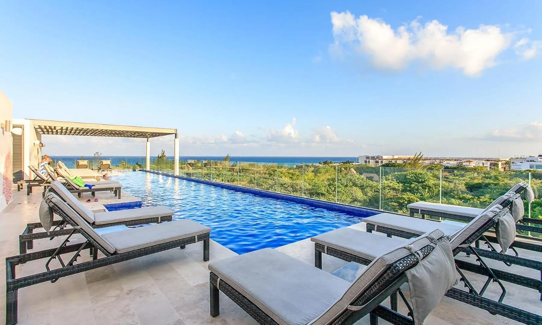 Happy Vibes Getaway With Stellar Oceanview Roof Pool! Villa Playa del Carmen